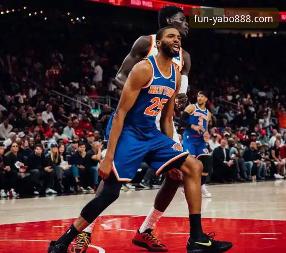 NBA季后赛最新战况：尼克斯队史得分纪录诞生，YABO888平台见证47分半场奇迹